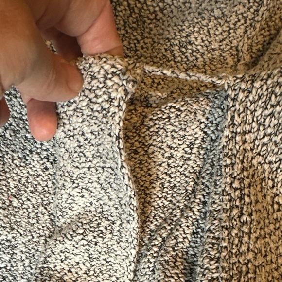 Nubbly knit white + black raglan sleeve open front cardigan two pockets - Picture 11 of 11